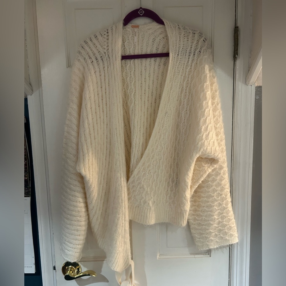 Free People Wrap Around Sweater/sz L NWOT